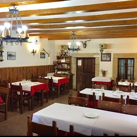 Hostal Restaurante El Chato El Barraco Luaran gambar